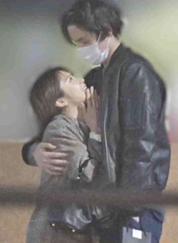 好きな芸能人の今後が密かに心配な人。