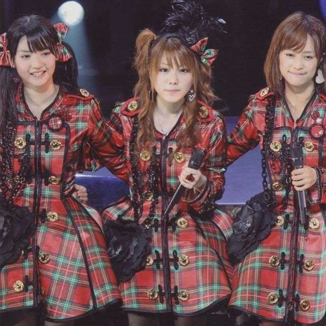 女性アイドルの衣装を語ろう❗