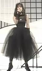 女性アイドルの衣装を語ろう❗