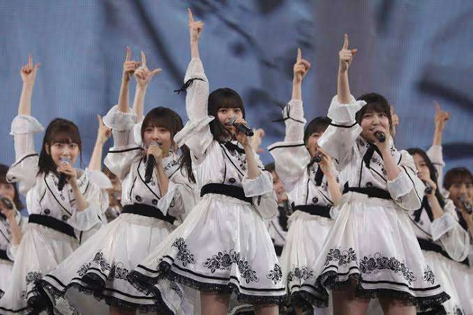 女性アイドルの衣装を語ろう❗