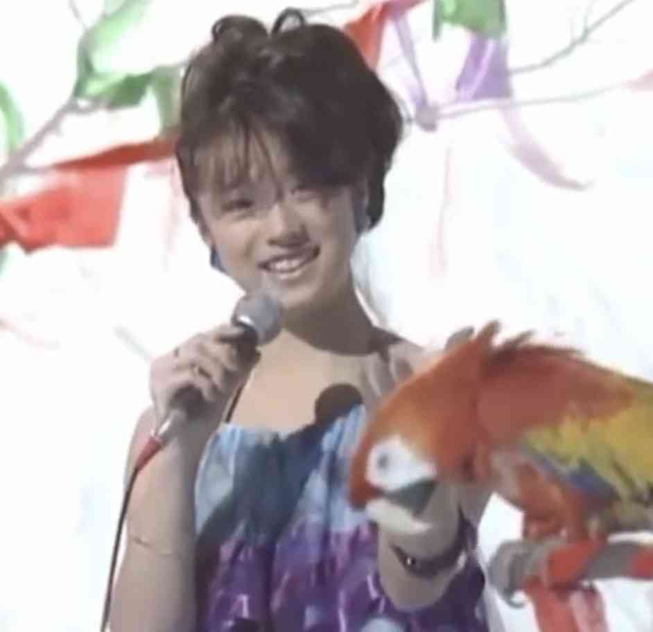 女性アイドルの衣装を語ろう❗