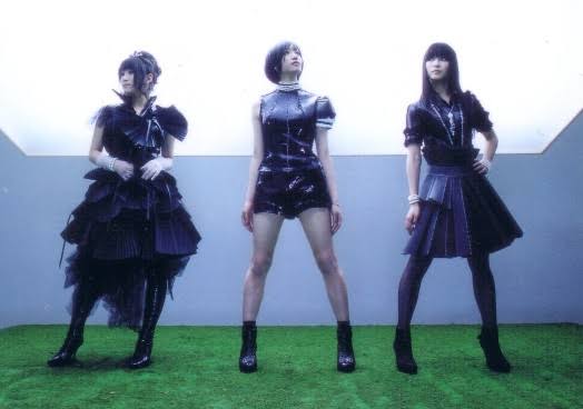 女性アイドルの衣装を語ろう❗