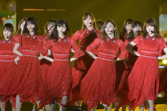 女性アイドルの衣装を語ろう❗