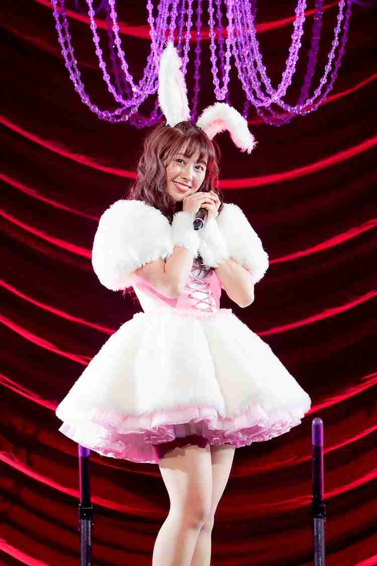 女性アイドルの衣装を語ろう❗