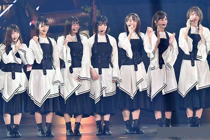 女性アイドルの衣装を語ろう❗