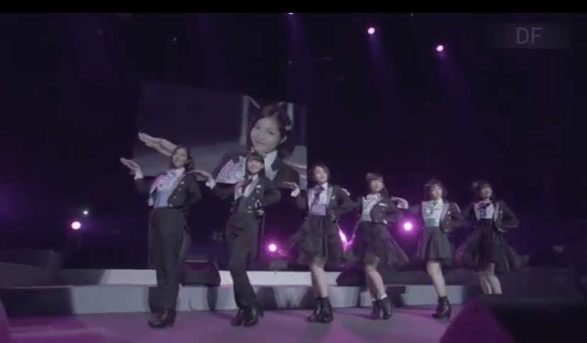 女性アイドルの衣装を語ろう❗