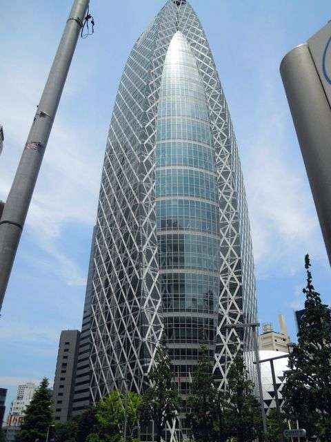 デザインの好きなビルディングの画像を貼るトピ