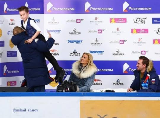 ロシアのトルソワ、コーチ変更へ 五輪王者プルシェンコ氏に師事 フィギュア