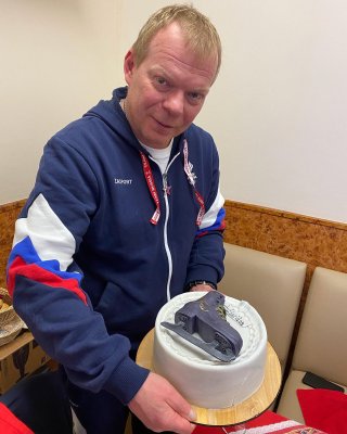 ロシアのトルソワ、コーチ変更へ 五輪王者プルシェンコ氏に師事 フィギュア
