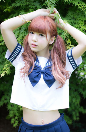 藤田ニコル“へそピ”願望明かす 小関裕太にコラボ配信で相談「モテないかな？」