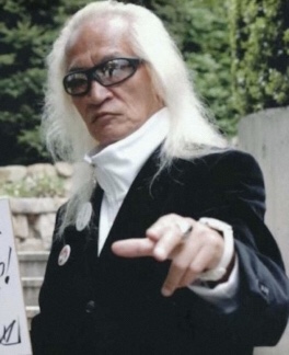 【ネタトピ】東進ハイスクールの講師っぽい画像