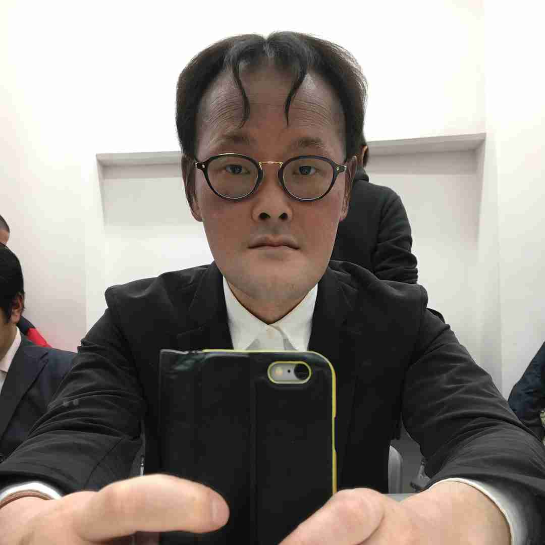 【なりきる】ゾンビから逃れる為に巨大ホームセンターに逃げ込んだ設定で語り合うトピ