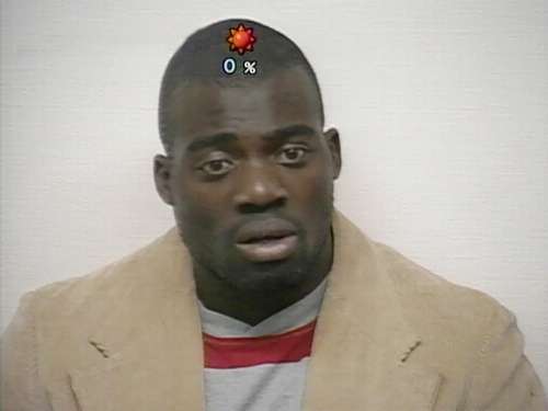 ボビー・オロゴン容疑者 自宅で妻殴り逮捕