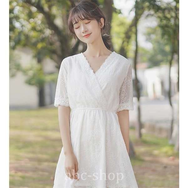 清楚系ファッションって？
