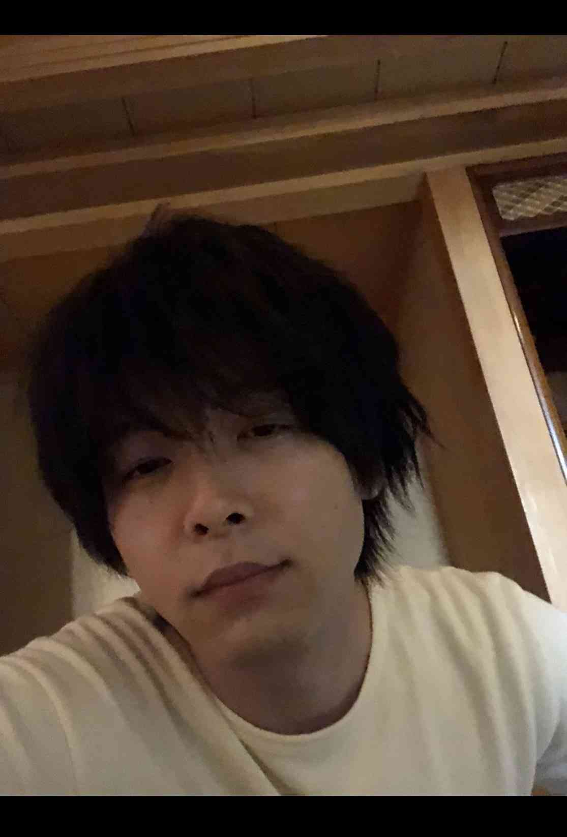 中村倫也、『+act.』表紙＆裏表紙に登場 1万字超インタビューなど26ページにわたり特集