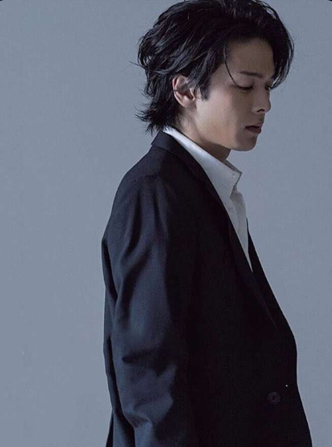 中村倫也、『+act.』表紙＆裏表紙に登場 1万字超インタビューなど26ページにわたり特集