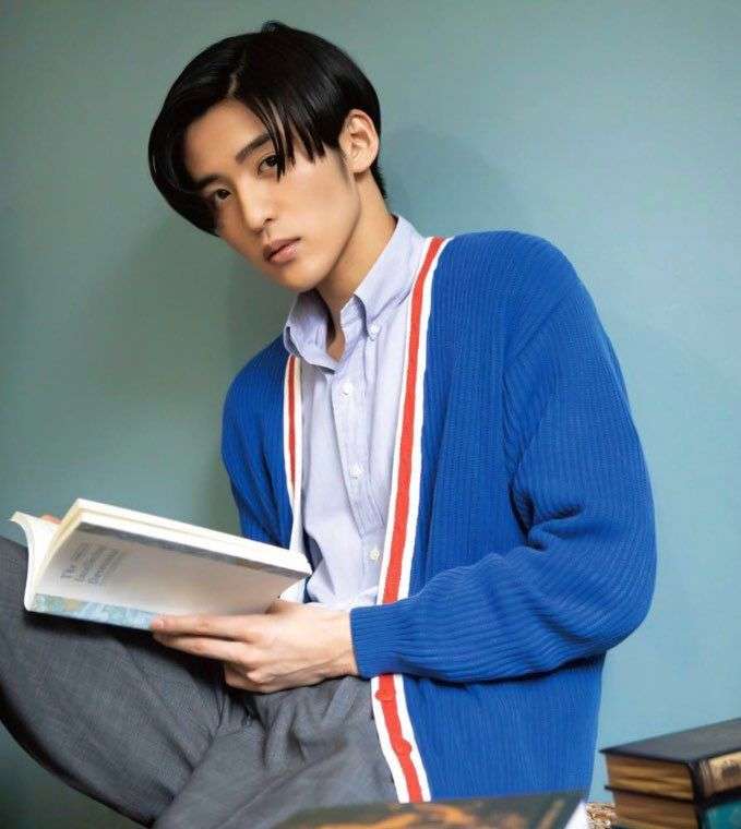 Snow Man・目黒蓮、人気急上昇で「雑誌・グッズの高額転売」横行！古参ファンから「ついていけない」の声続出