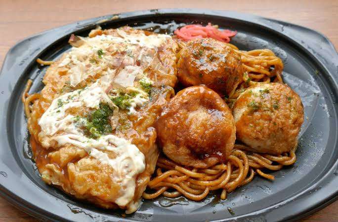 お好み焼き、たこ焼き、焼きそば←どれか1つ選ぶなら、どれを選ぶ?