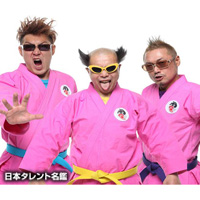 有名人のダサい私服とオシャレな私服を交互に貼るトピ