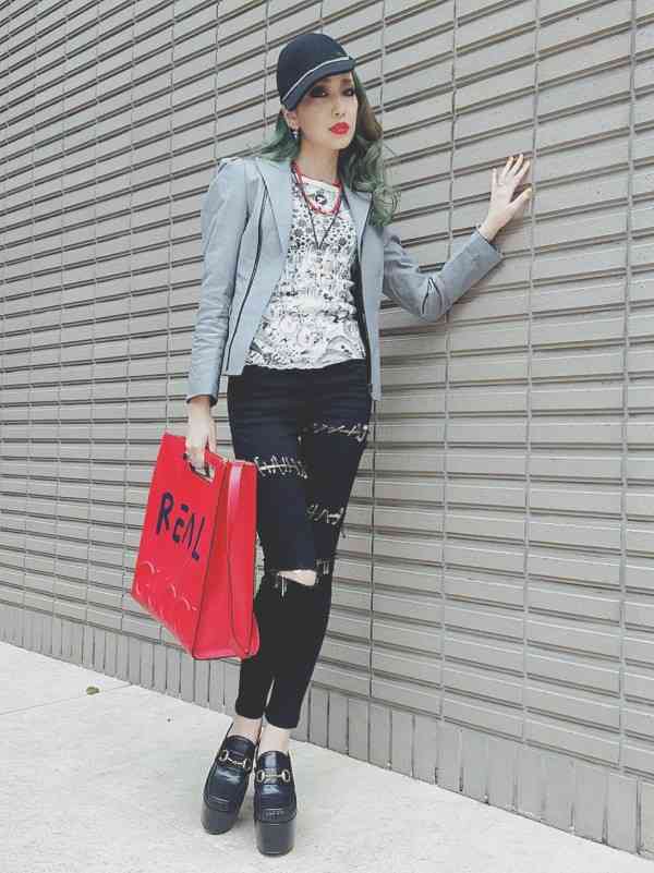 有名人のダサい私服とオシャレな私服を交互に貼るトピ