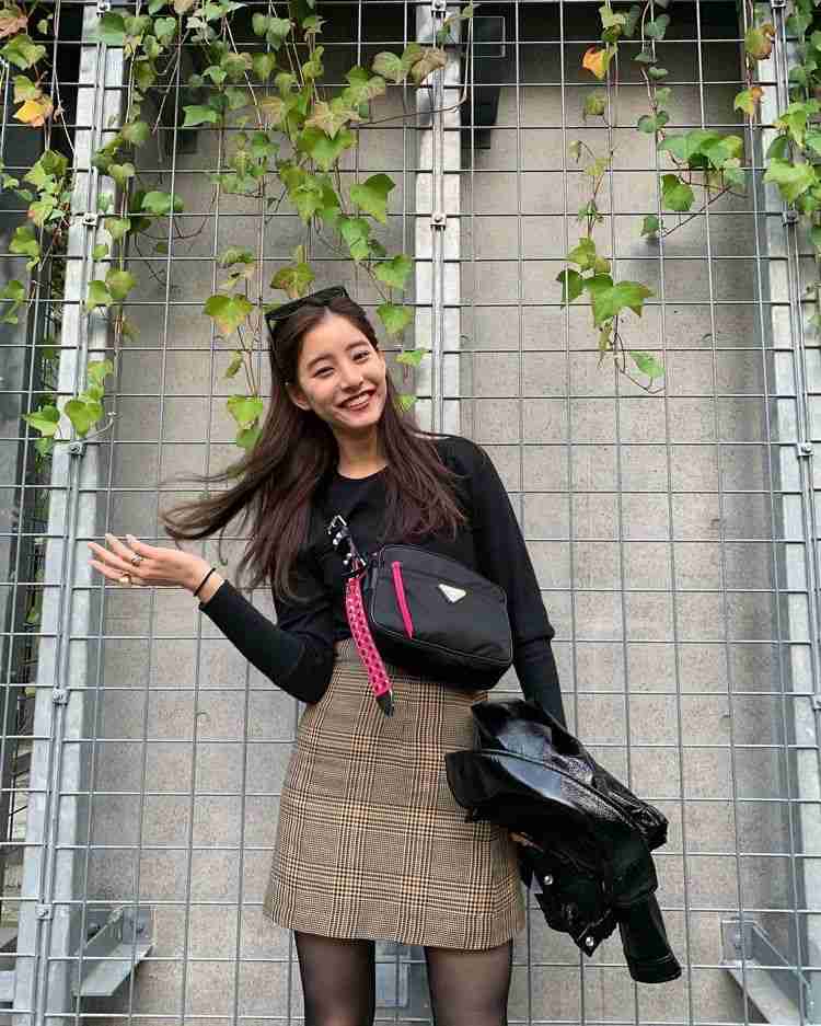 有名人のダサい私服とオシャレな私服を交互に貼るトピ