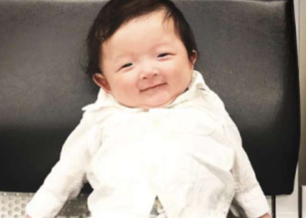 中村獅童、第2子の誕生予定を報告 長男と生配信