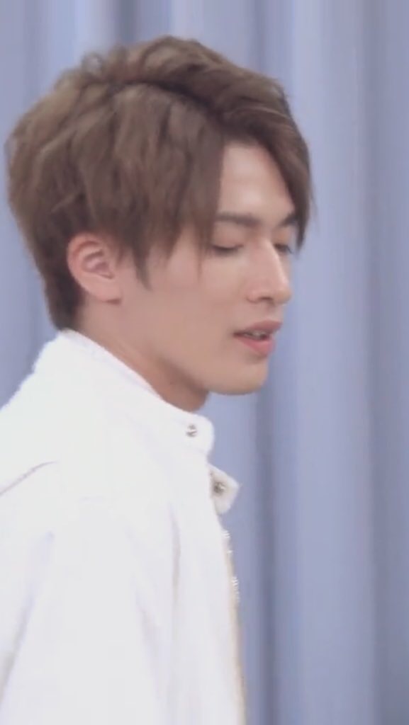 ジャニーズの横顔の画像を貼ってくトピ