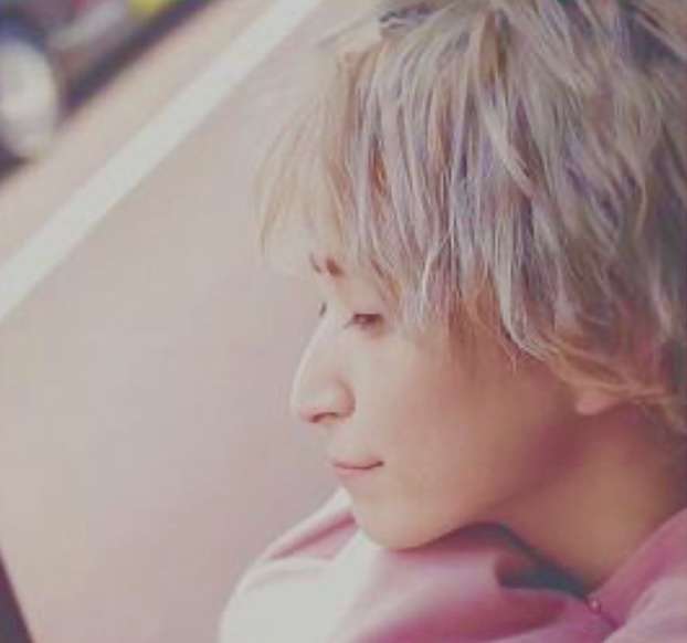 ジャニーズの横顔の画像を貼ってくトピ