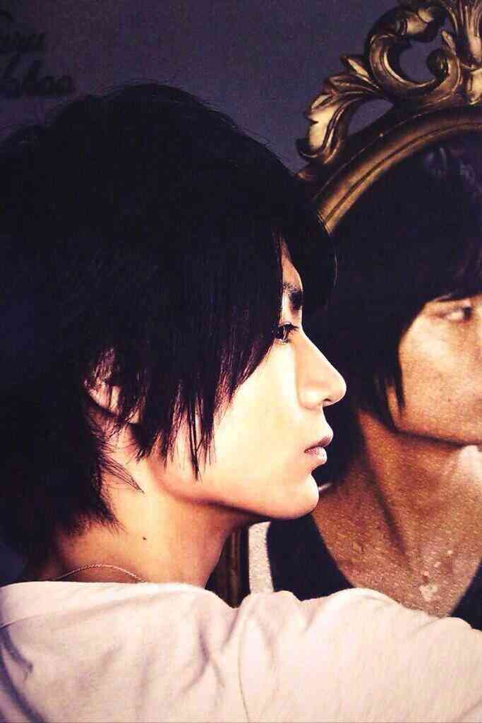 ジャニーズの横顔の画像を貼ってくトピ