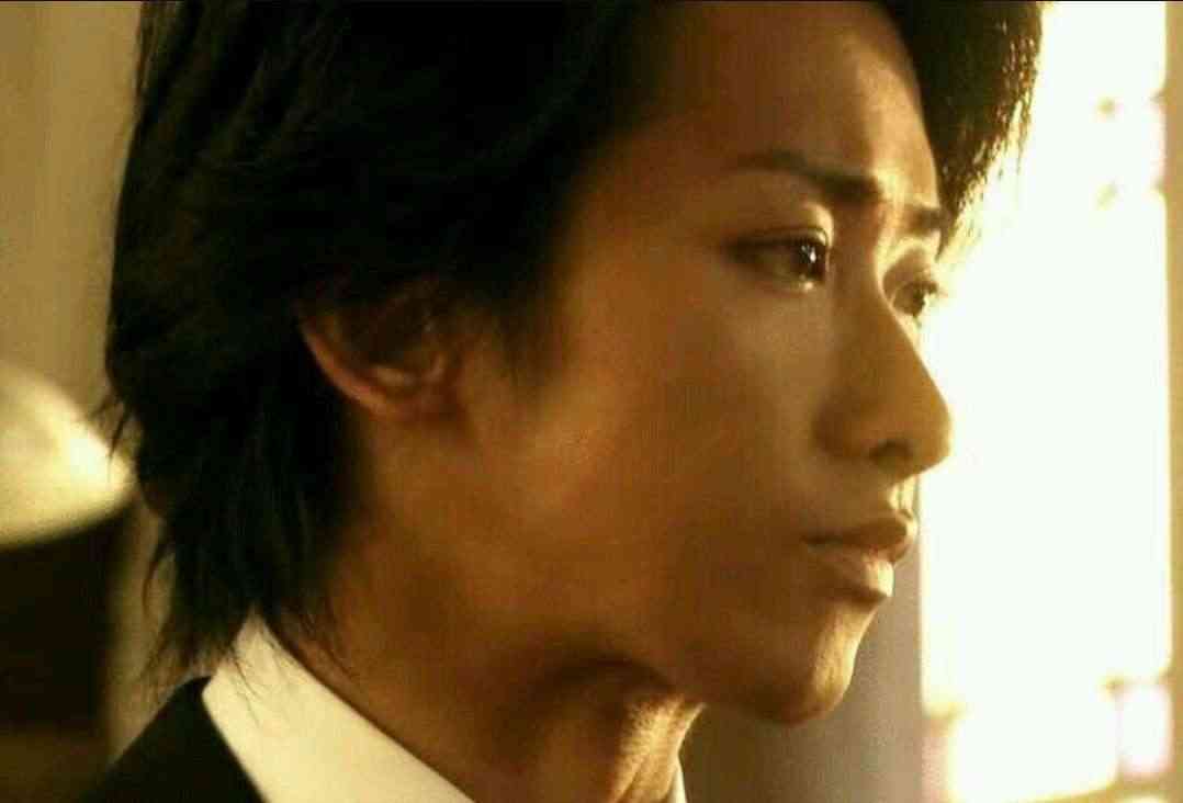 ジャニーズの横顔の画像を貼ってくトピ