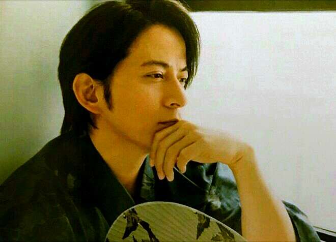 ジャニーズの横顔の画像を貼ってくトピ