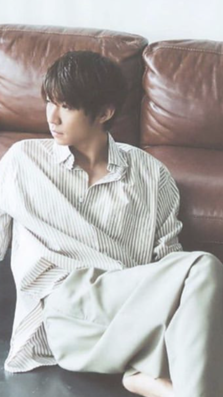 ジャニーズの横顔の画像を貼ってくトピ