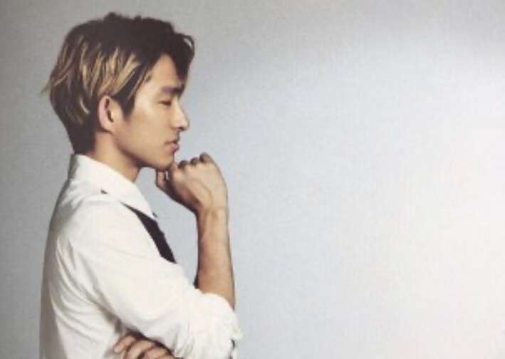 ジャニーズの横顔の画像を貼ってくトピ