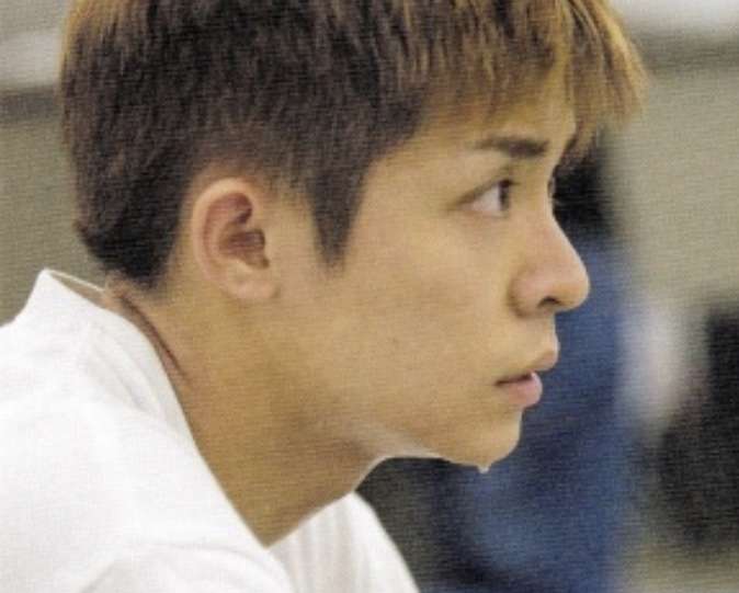 ジャニーズの横顔の画像を貼ってくトピ