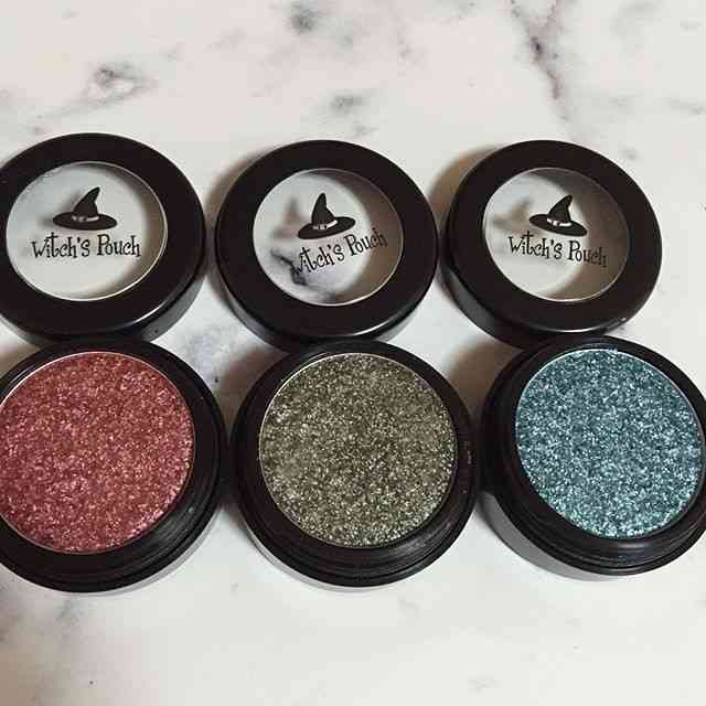 自分の好きなコスメをプレゼンするトピ