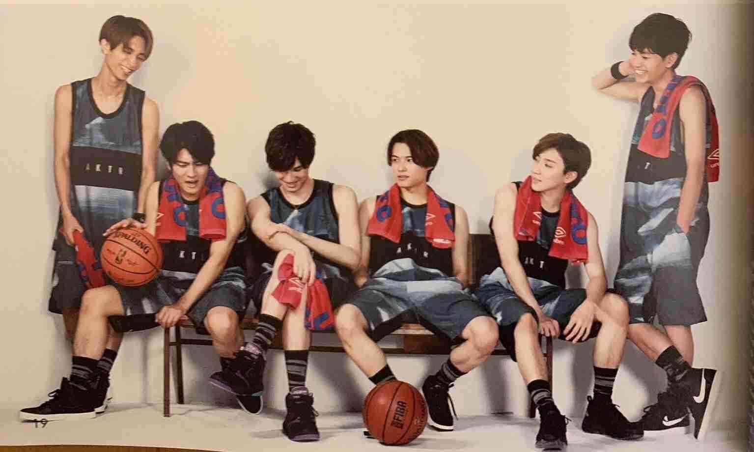 SixTONES「MORE」初表紙 100問100答で神対応続出