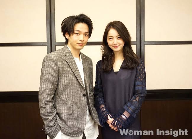 中村倫也、ワイルドな髭＆エプロン姿で料理する動画に反響　「色気がダダ漏れ」「妄想が過ぎる」