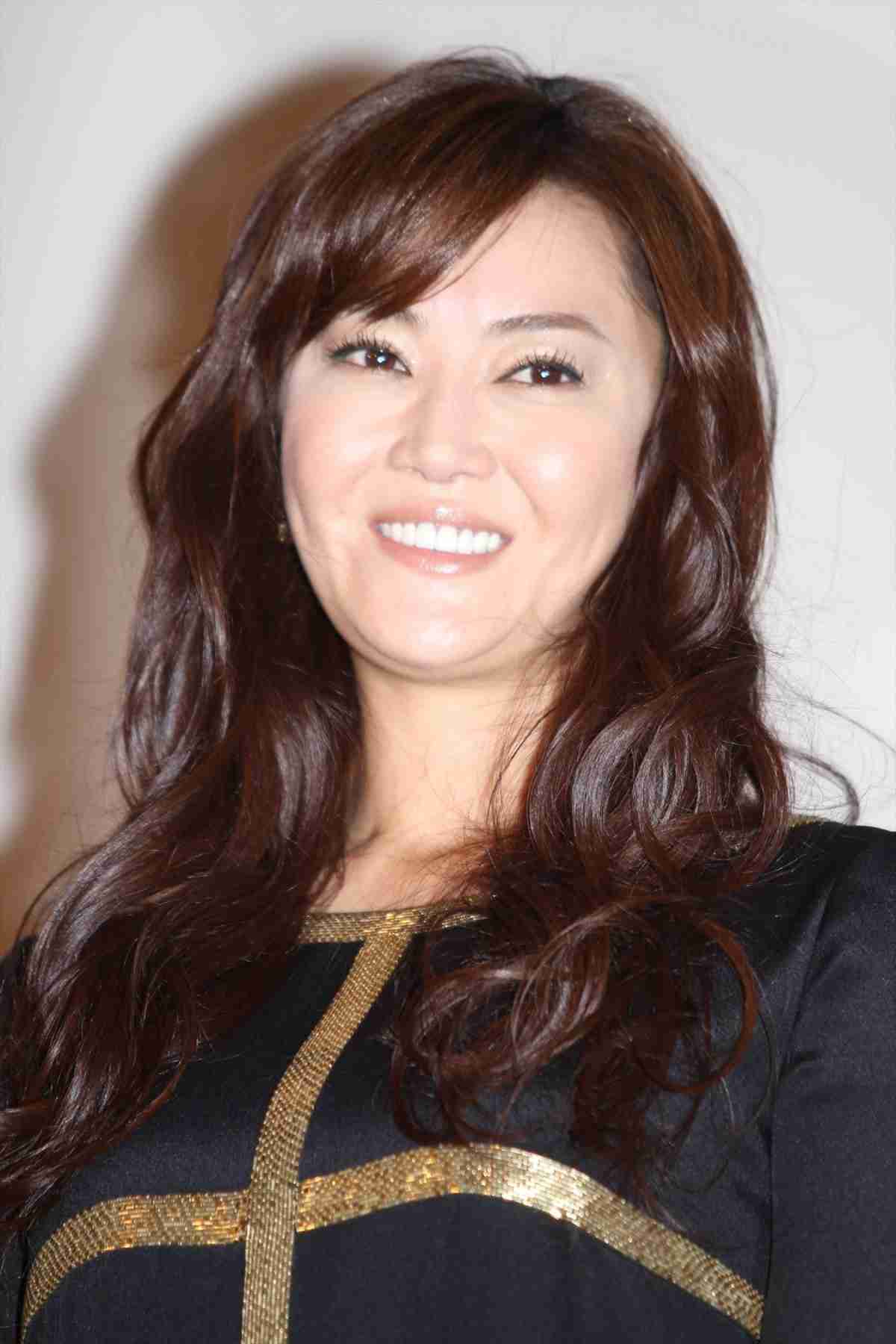 観月ありさ、外出自粛で英会話の勉強「学生気分」…ファン「痩せた？」「雰囲気違う」