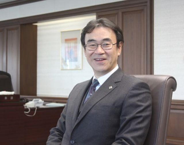 賭け麻雀認めた…黒川検事長、辞職へ 処分「訓告」退職金7000万円支給見込み