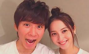 佐々木希のアツアツ肉じゃがに「旦那さんが羨ましい」「お肉は牛肉？豚肉？」の声