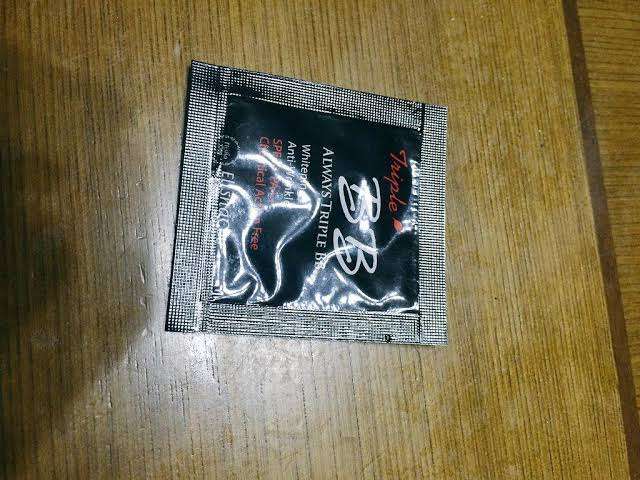 ポーチの中身を見せて下さい!