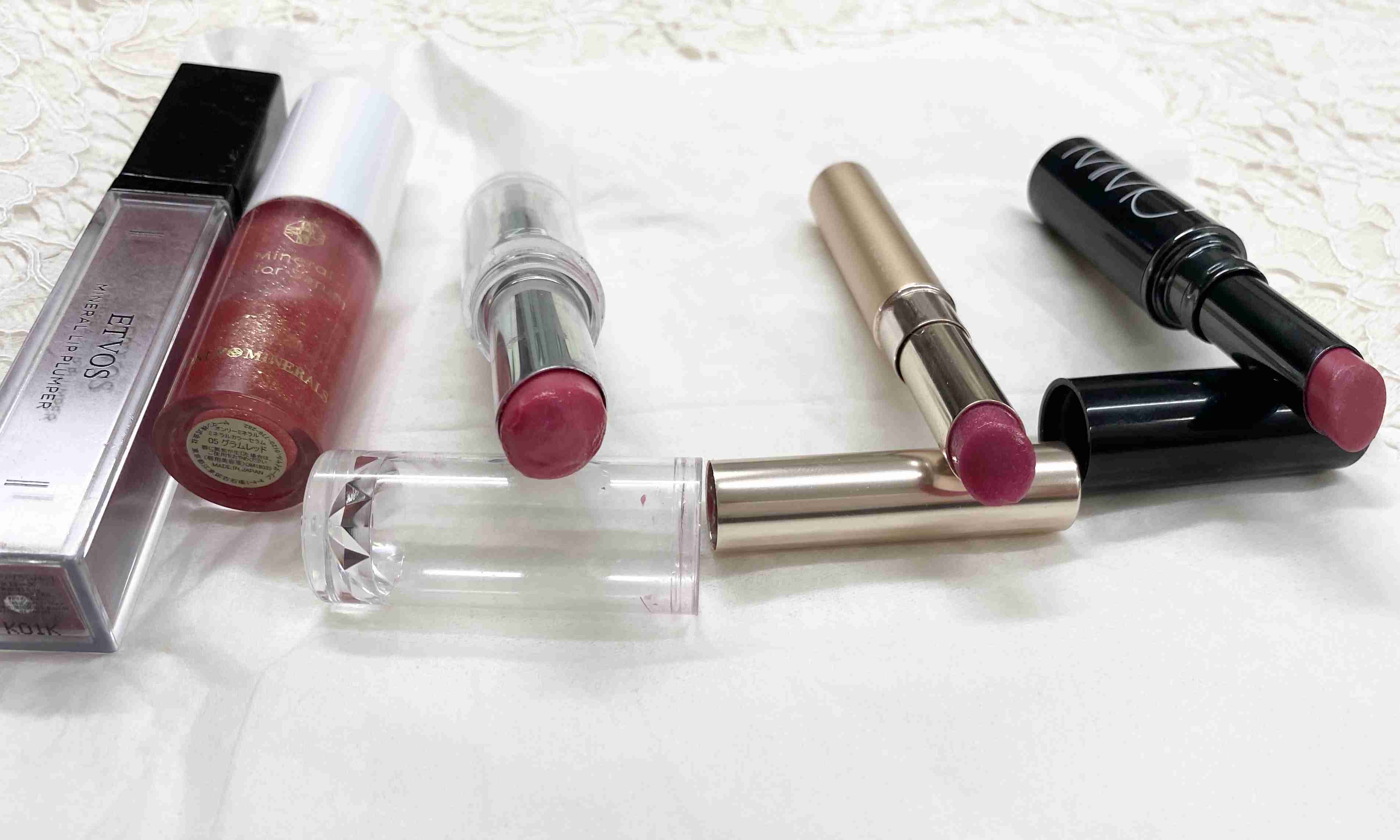 ポーチの中身を見せて下さい!