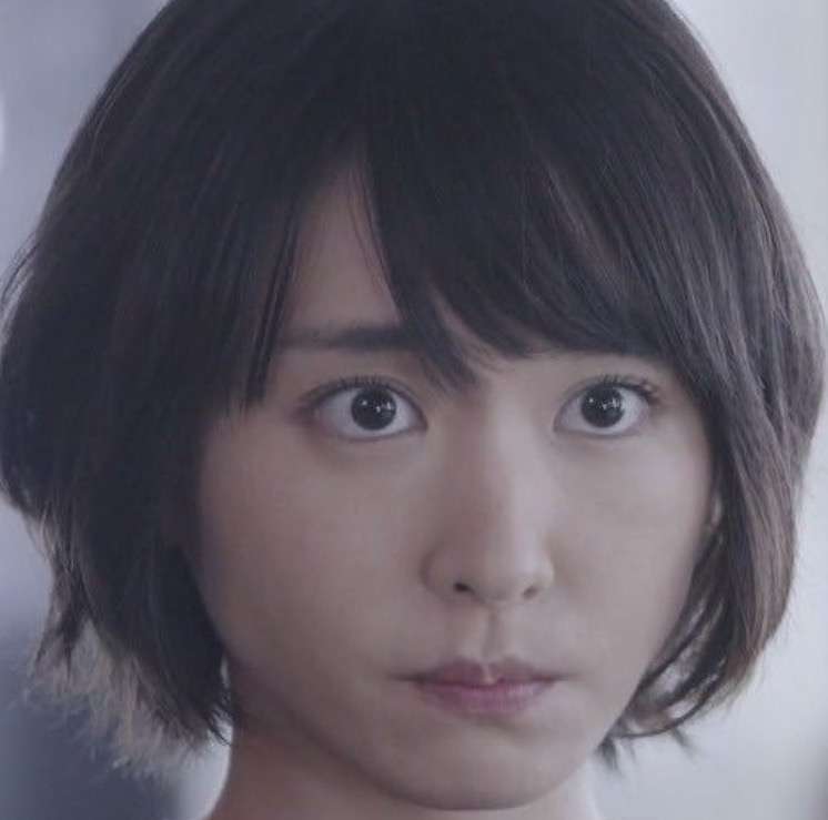 ガッキー（新垣結衣）知人が悩み明かす「実年齢とのギャップに違和感」
