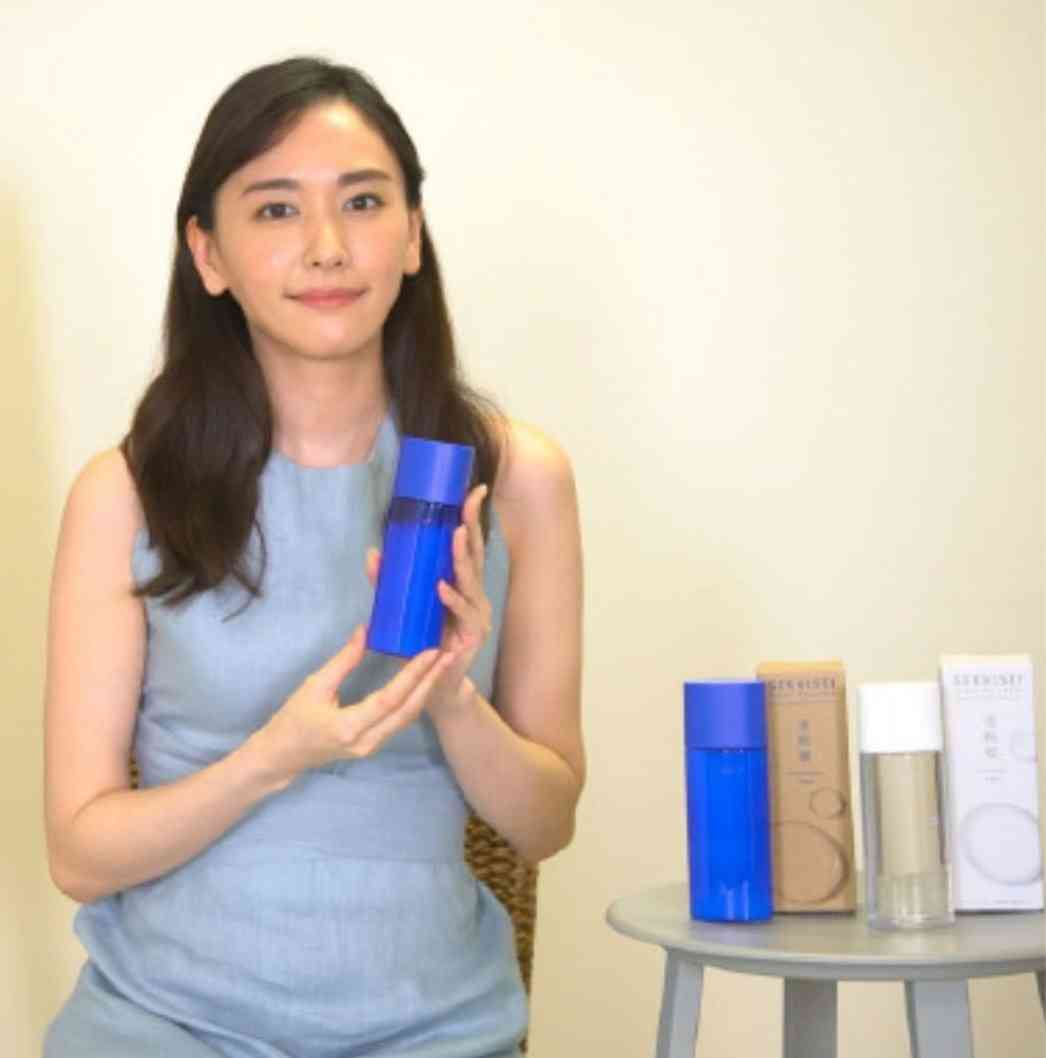 ガッキー（新垣結衣）知人が悩み明かす「実年齢とのギャップに違和感」