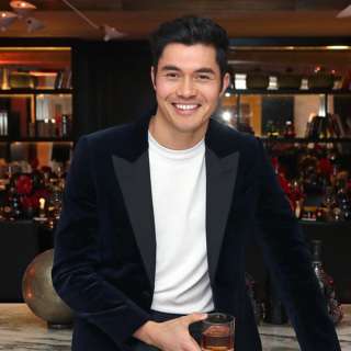 小栗旬、生活は落ち着いたが「米国にいる意味があるのか分からない状況」