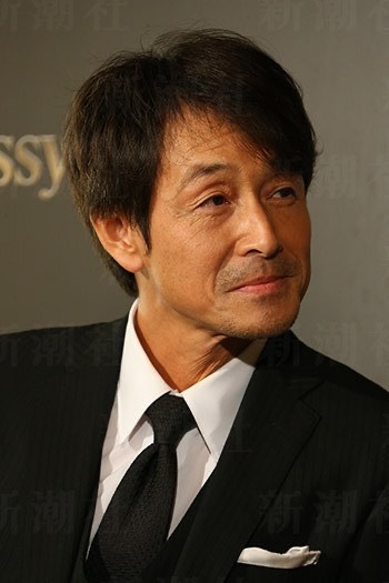 小栗旬、生活は落ち着いたが「米国にいる意味があるのか分からない状況」