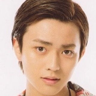 「ブサイクを前髪で隠しているタイプの、雰囲気ボーカリスト」？ ハライチ岩井勇気さんの近影に反響