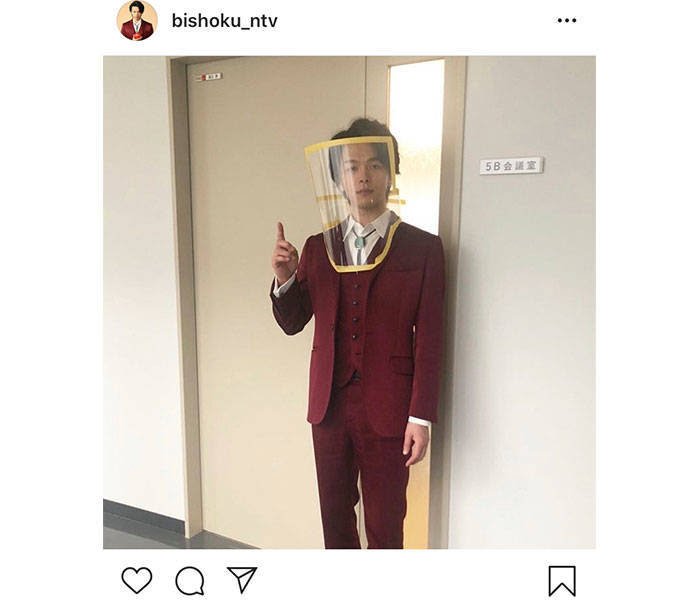 田中圭、フェイスシールド着用した姿にファンほれぼれ「カッコイイしか出てこない」