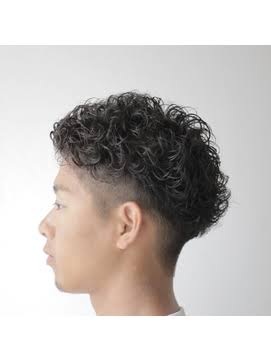 【彼氏・夫】美容室から帰宅したらとんでもない髪型になっていた