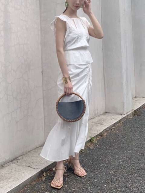 白シャツコーデ、教えてほしい